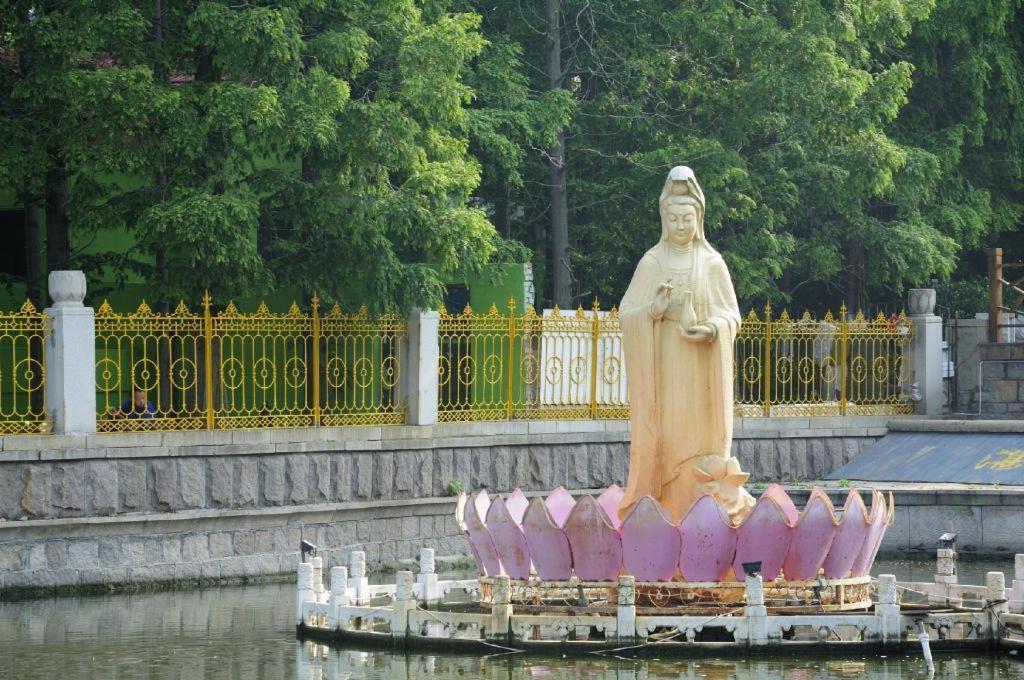 Qingdao Seaview Garden Hotel Екстер'єр фото